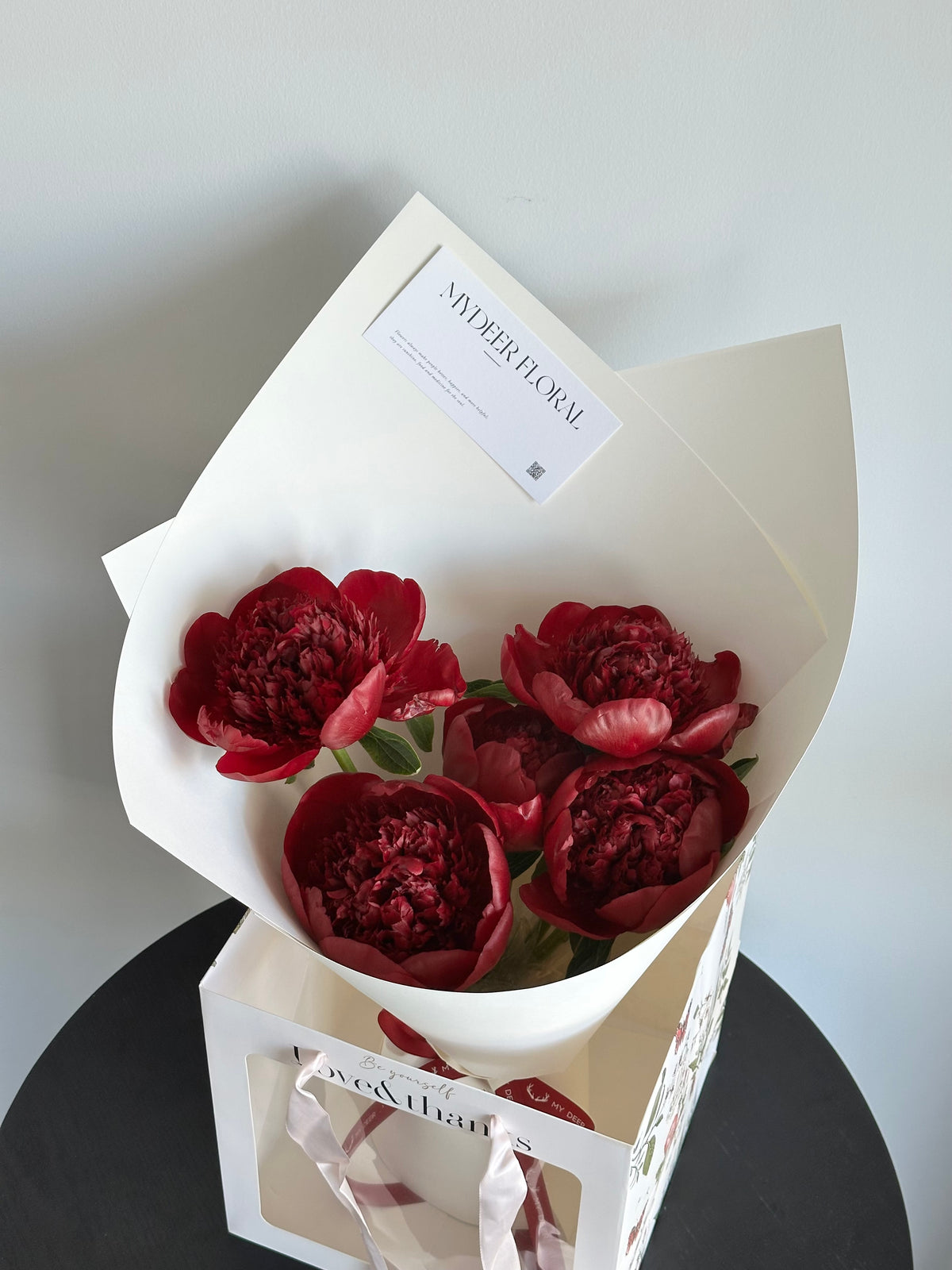 红酒芍药花束｜Red Charm Peonies Bouquet