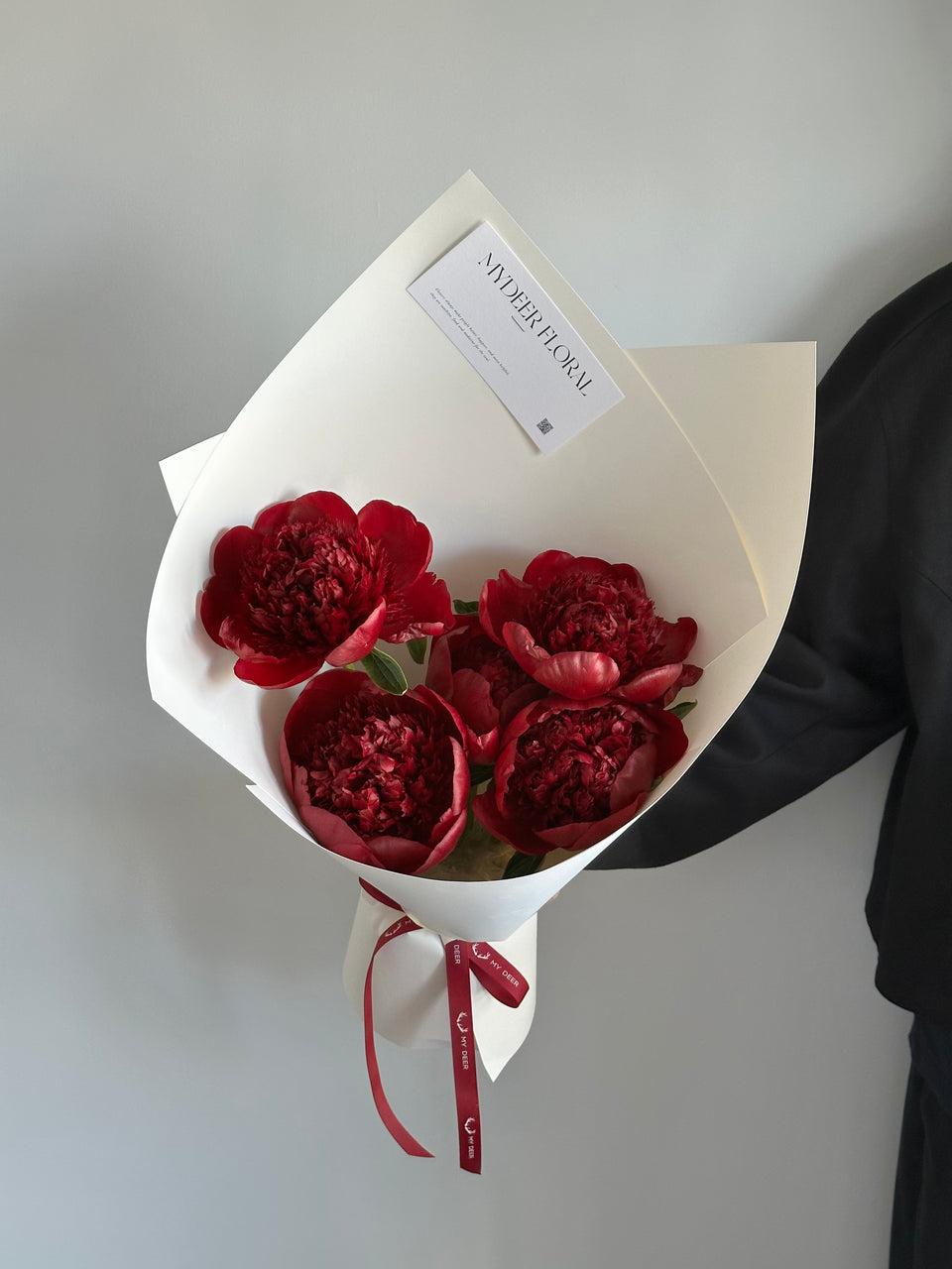 红酒芍药花束｜Red Charm Peonies Bouquet