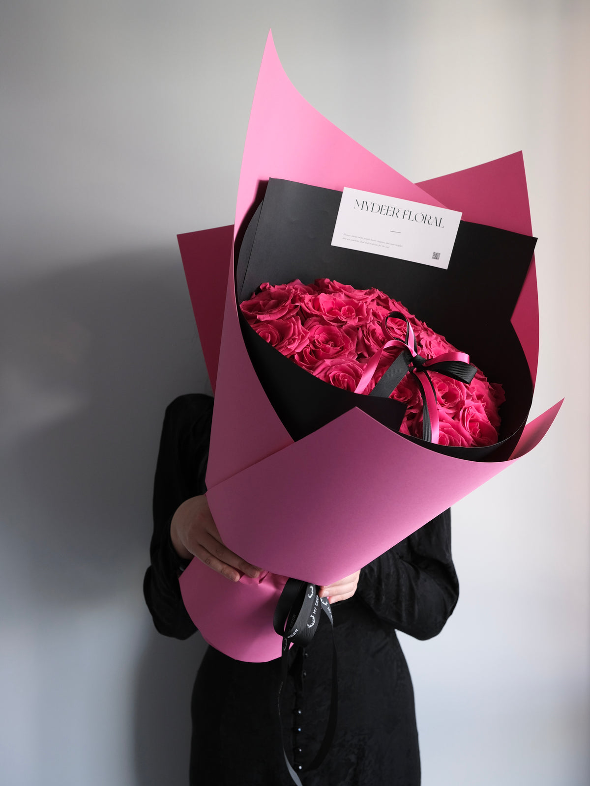 甜心粉玫瑰花束 | Hot Pink Rose Bouquet