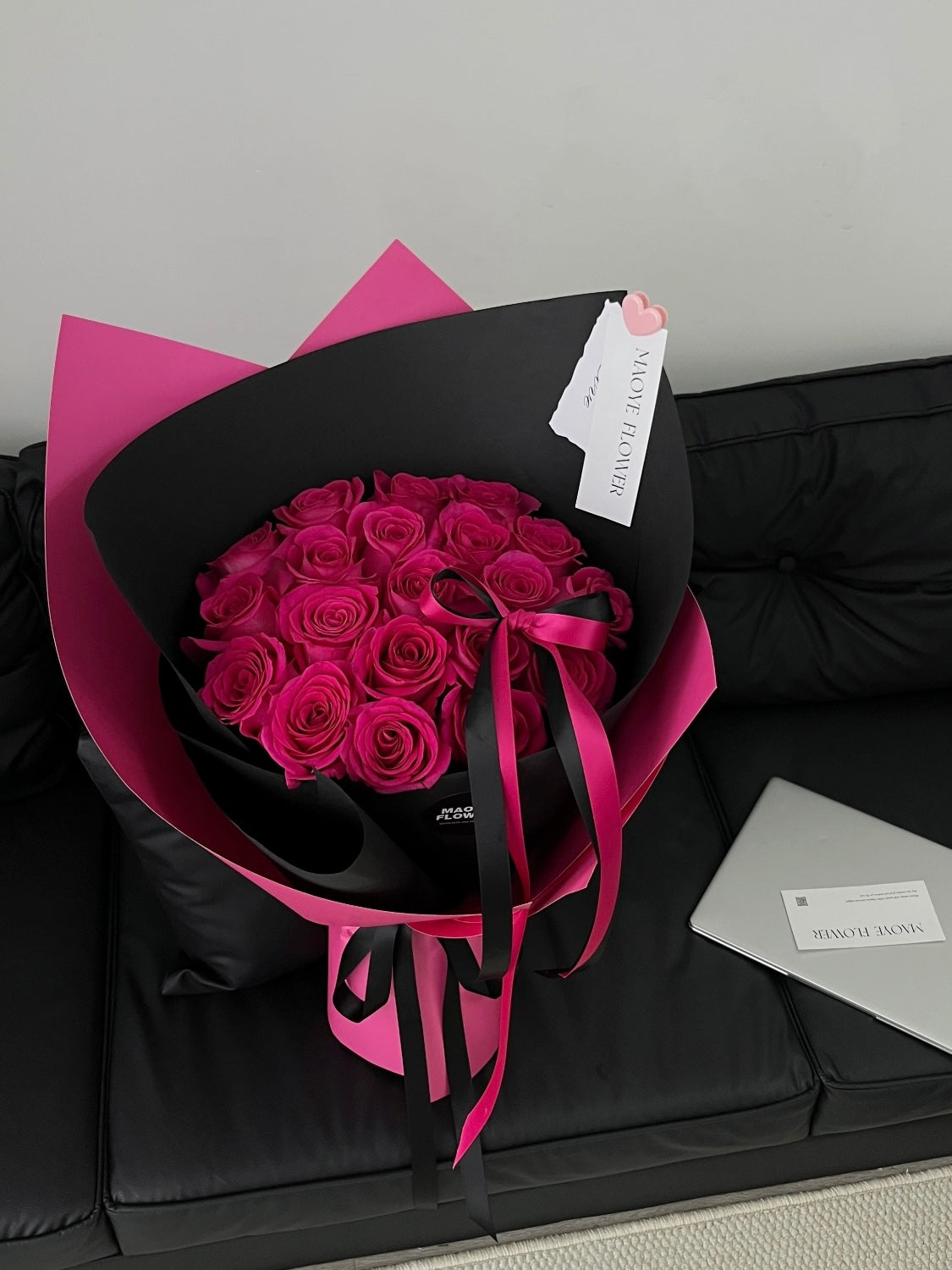 甜心粉玫瑰花束 | Hot Pink Rose Bouquet