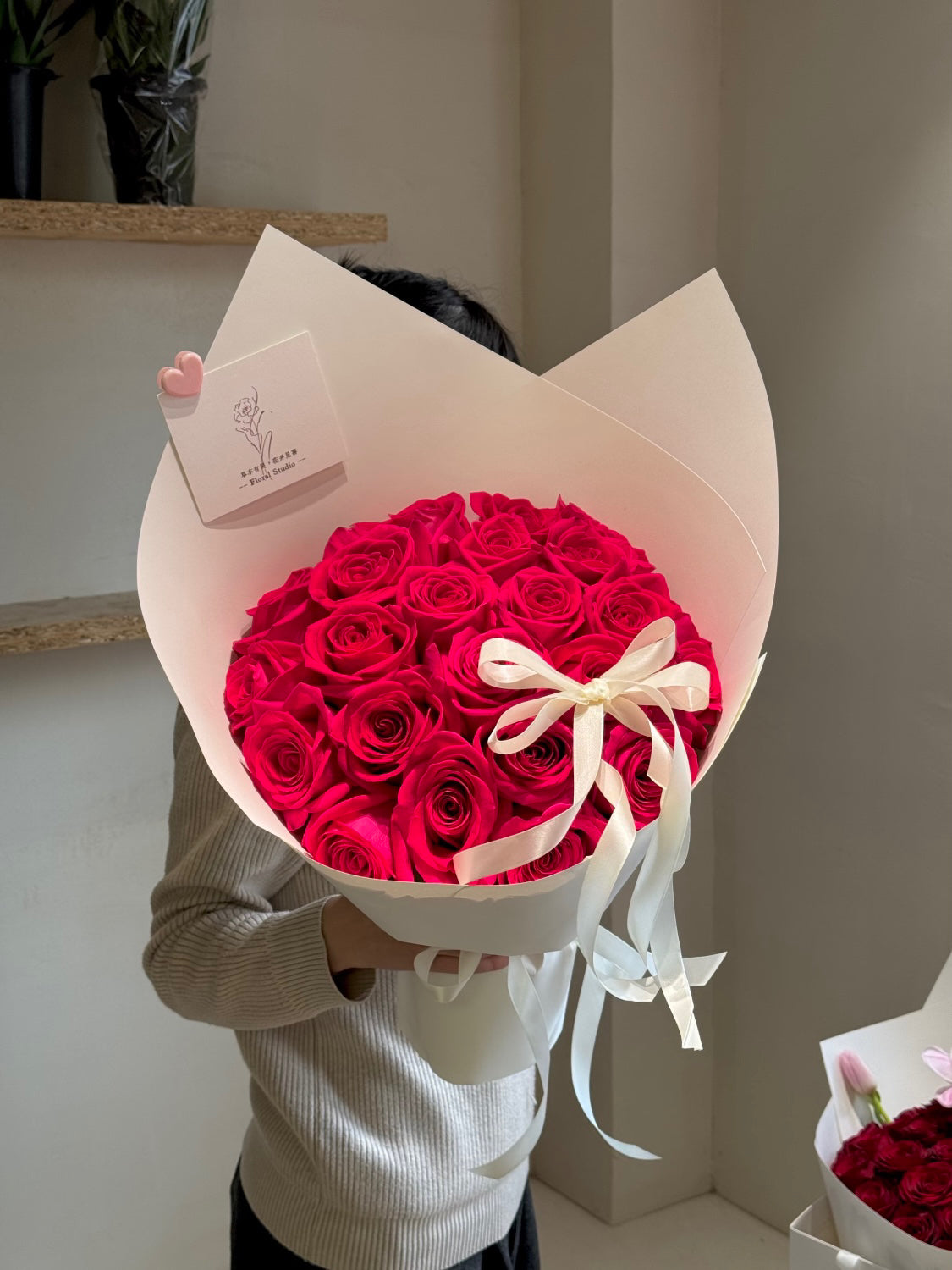 甜心粉玫瑰花束 | Hot Pink Rose Bouquet