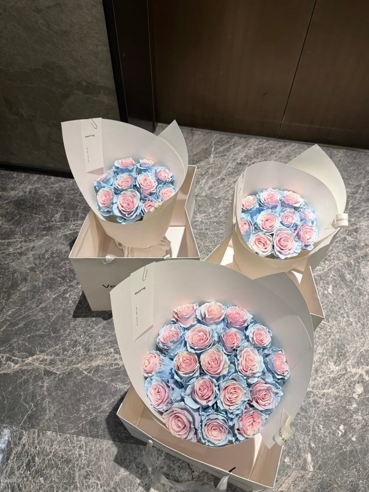 粉蓝宝贝玫瑰花束｜Baby Blue Rose Bouquet