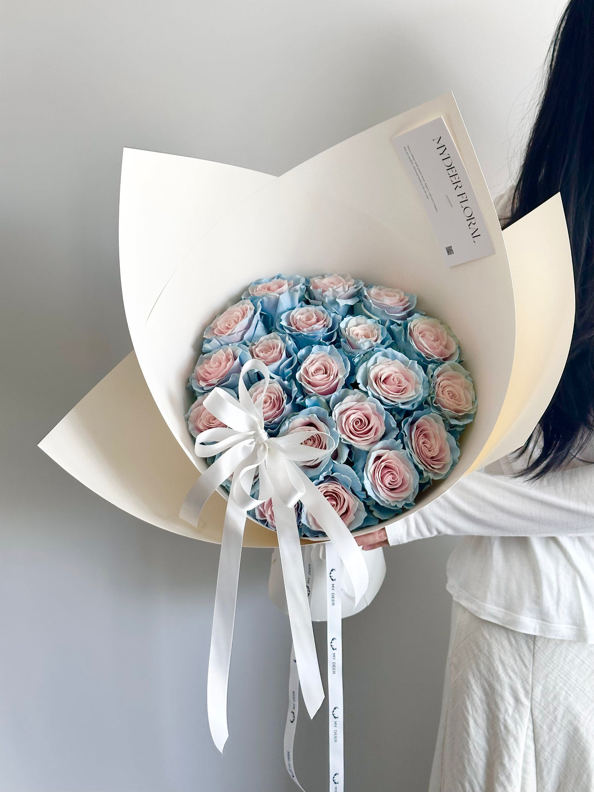 粉蓝宝贝玫瑰花束｜Baby Blue Rose Bouquet