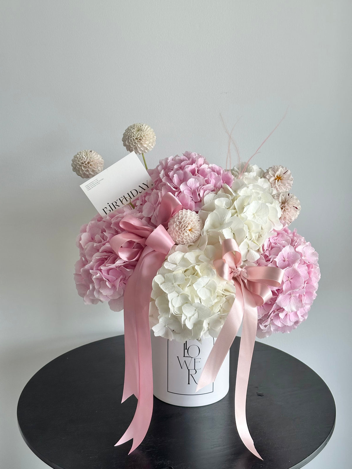 草莓泡芙绣球抱抱桶｜Hydrangea Box