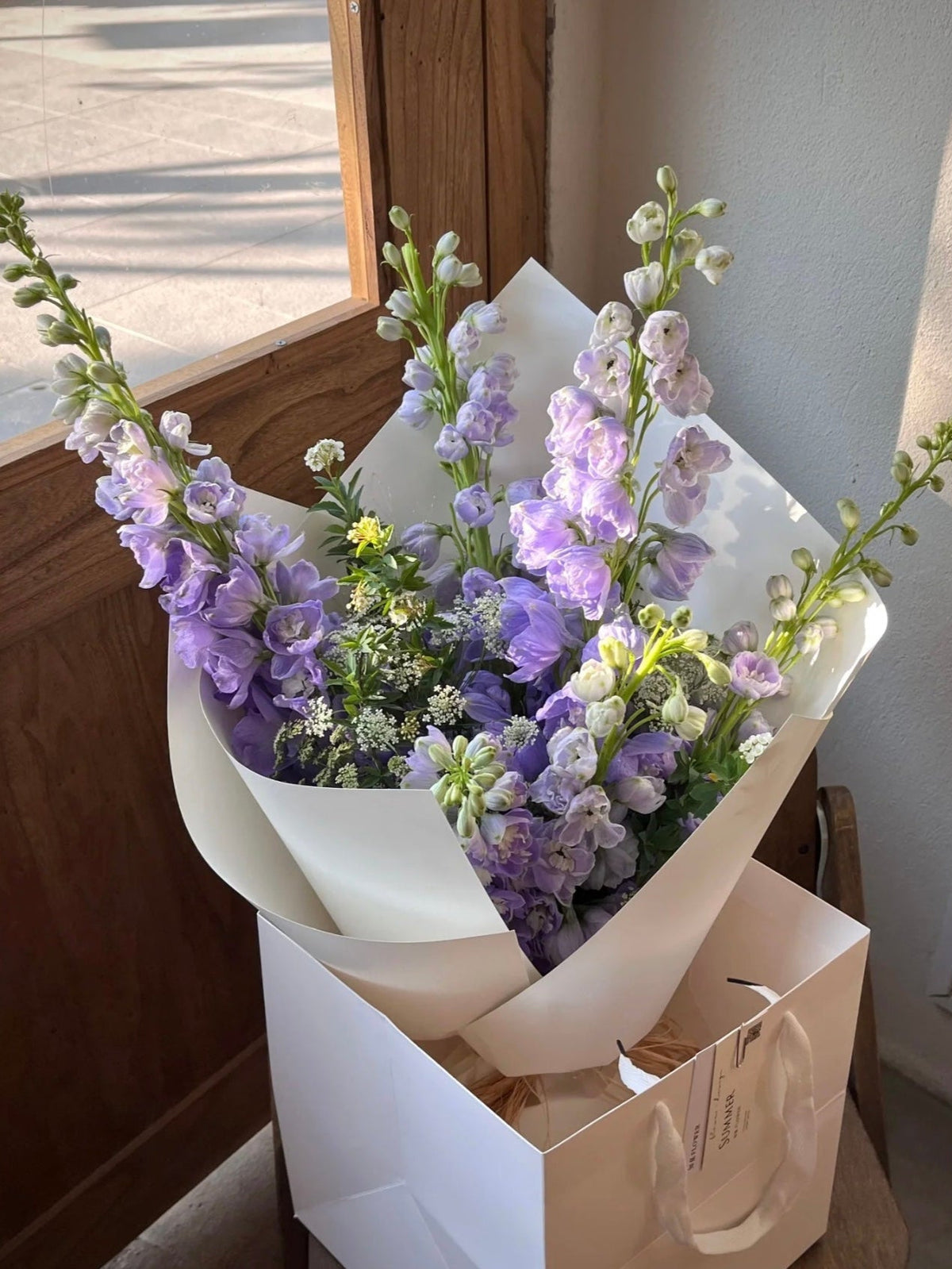 大飞燕花束 | Delphinium Bouquet